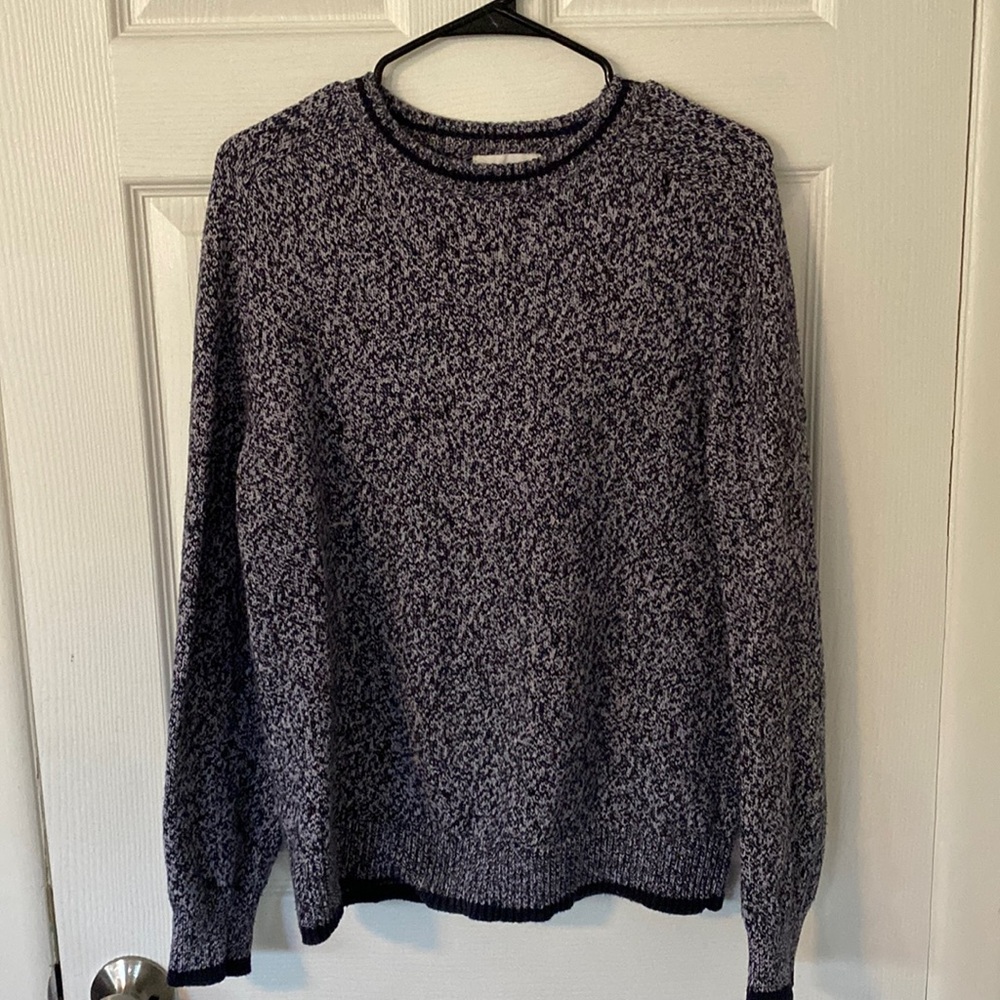 Men’s sweater
